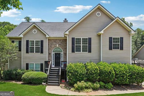 107 Laurel Oaks Ln, Jefferson, GA, 30549-5590 | Card Image