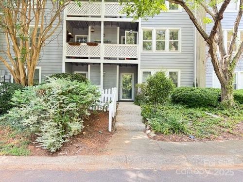6070 Pinebark Ct, Charlotte, NC, 28212-4582 | Card Image
