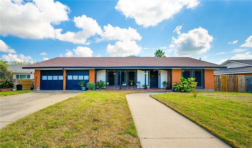 106 Georgia Pl, Portland, TX, 78374-1406 | Card Image