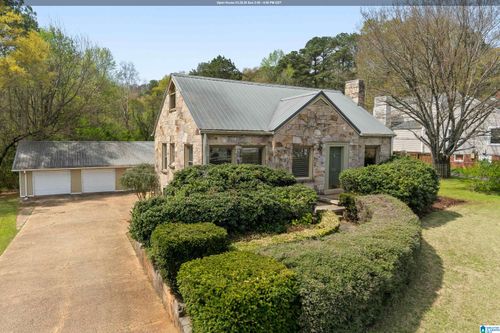 1135 Hueytown Rd, Hueytown, AL, 35023-2617 | Card Image