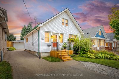 320 Mill St, House other with 3 bedrooms, 2 bathrooms and 6 parking in Kitchener ON | Image 2