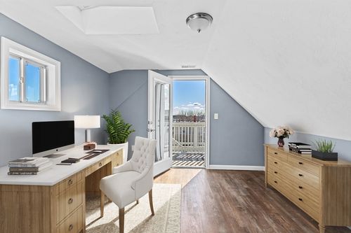 3-167 Lexington St, Boston, MA, 02128-1642 | Card Image