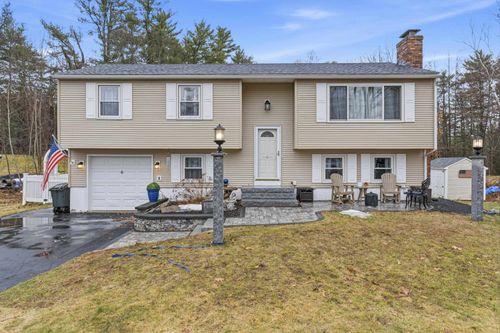 6 Clyde Rd, York, ME, 03909-5325 | Card Image