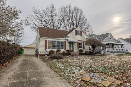 765 Pendley Road, Willowick, OH, 44095 | Card Image