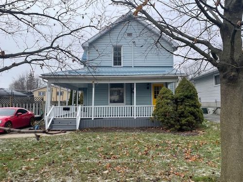 32 Mcnichol Ave, Trenton, ON, K8V2R6 | Card Image