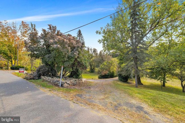 90 Chee St, House other with 3 bedrooms, 2 bathrooms and null parking in BARNESVILLE PA | Image 6
