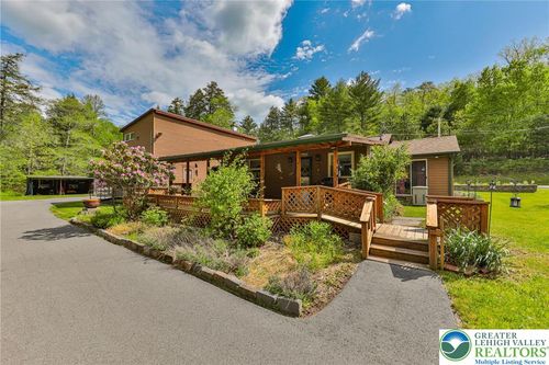 331 Cranberry Creek Road, Paradise Twp, PA, 18326 | Card Image