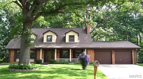 213 Warrensburg Dr, Belleville, IL, 62223-3425 | Card Image