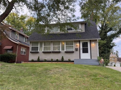 26 Clifton Dr, Boardman, OH, 44512-2111 | Card Image