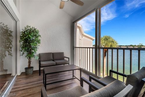 d302-2651 Citrus Lake Dr, NAPLES, FL, 34109-7662 | Card Image