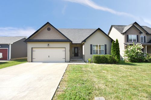 561 Falkland Cir, Clarksville, TN, 37042-1455 | Card Image