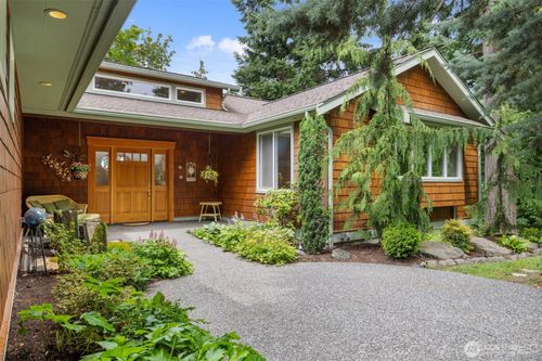 4203 Harrison St, Bellingham, WA, 98229-3405 | Card Image
