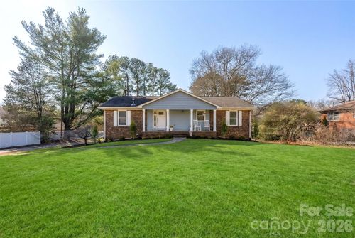 113 Scottsmoor Dr, Charlotte, NC, 28214-1147 | Card Image
