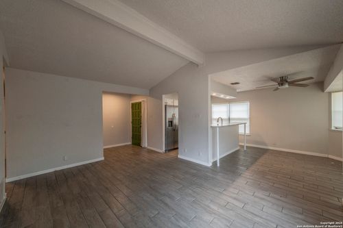 11618 Spring Trail St, San Antonio, TX, 78249-2949 | Card Image