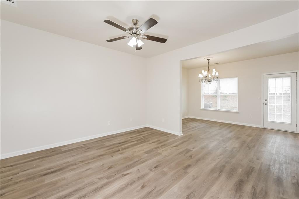 Residential in Oakwood 5