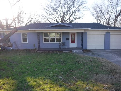 4109 Ridgecrest Cir, Lake Worth, TX, 76135-2320 | Card Image