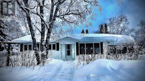 365 Seventh St E, Cochrane, ON, P0L1C0 | Card Image