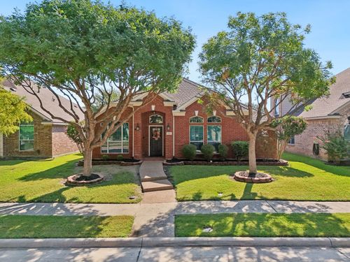 501 Clear Springs Ct, Mckinney, TX, 75072-4925 | Card Image