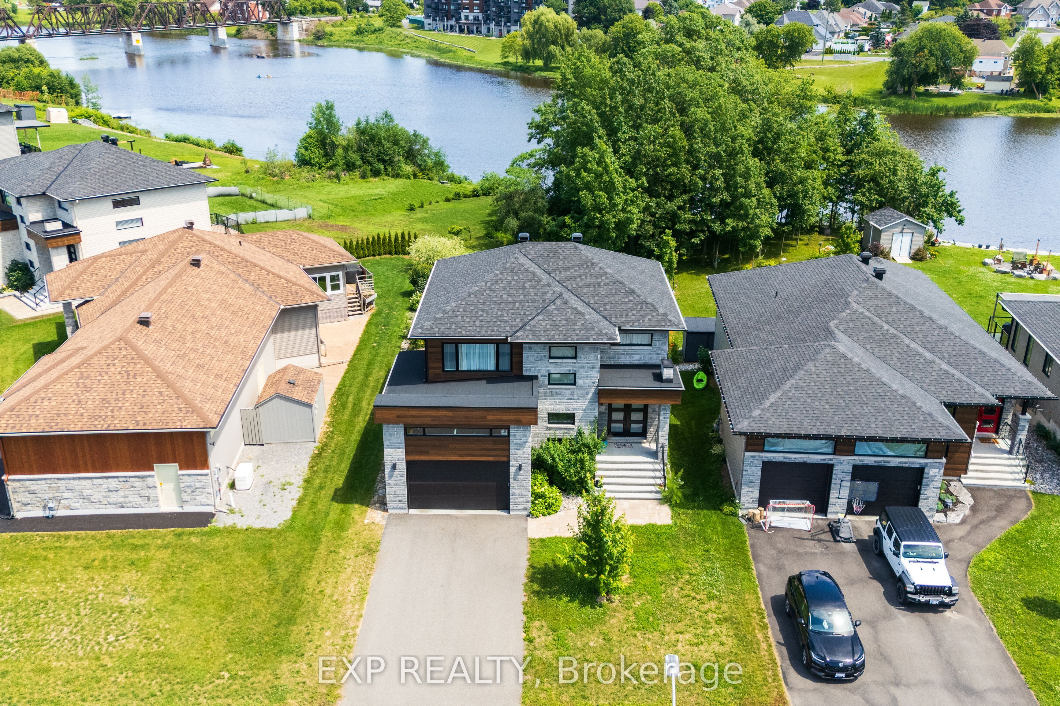Residential in Casselman 4