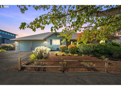 2662 Nw Mt Ashland Dr, Mcminnville, OR, 97128-5580 | Card Image