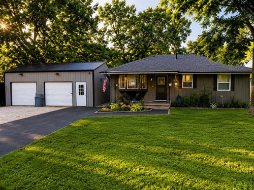 420 S Pear St, Buffalo, MO, 65622-5416 | Card Image