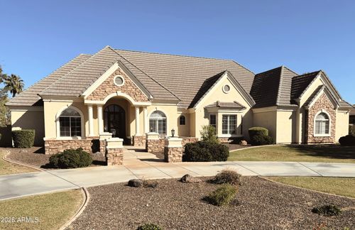 2670 E Vallejo Ct, Gilbert, AZ, 85298-2084 | Card Image