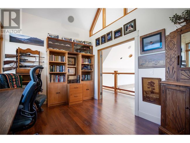 2388 Lawrence Rd, House other with 3 bedrooms, 3 bathrooms and 20 parking in Lumby BC | Image 42