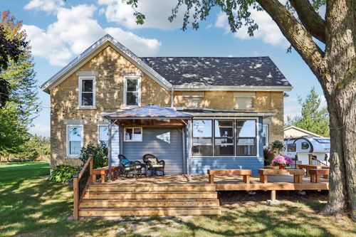 5562 County Road A, LAKE MILLS, WI, 53551-9538 | Card Image