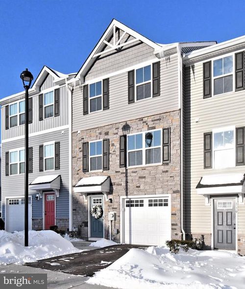 112 Van Fleet Cir, POTTSTOWN, PA, 19464-3278 | Card Image