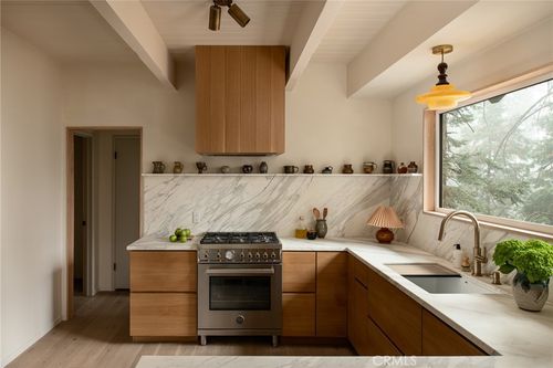 28443 Altamont Ct, Skyforest, CA, 92385-0437 | Card Image