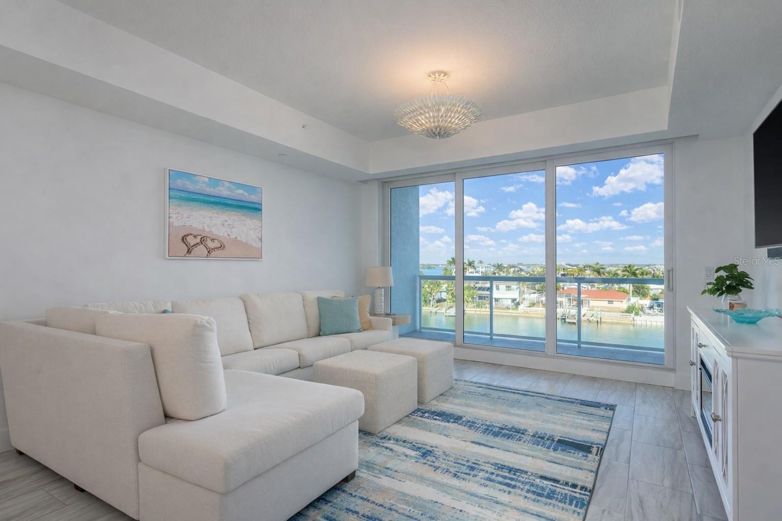 Residential Lease in CLEARWATER BEACH 5