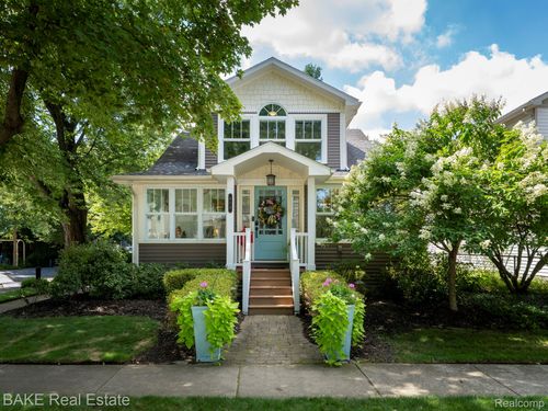 824 Forest Ave, Plymouth, MI, 48170-2021 | Card Image