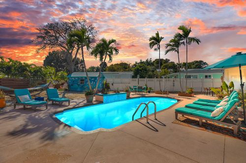 7949 Gulfstream Blvd, Marathon, FL, 33050-2819 | Card Image