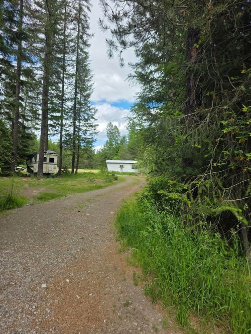 1901 Green Rd, Newport, WA, 99156 | Card Image