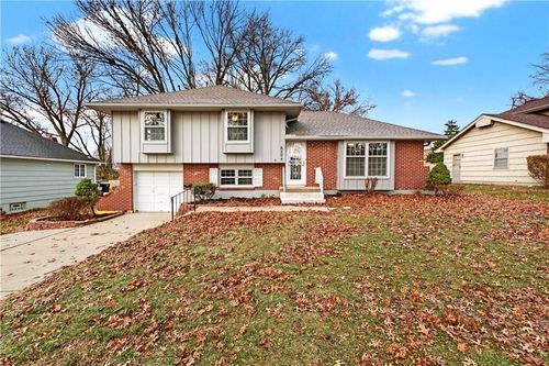 6204 E 109th St, Kansas City, MO, 64134-2542 | Card Image