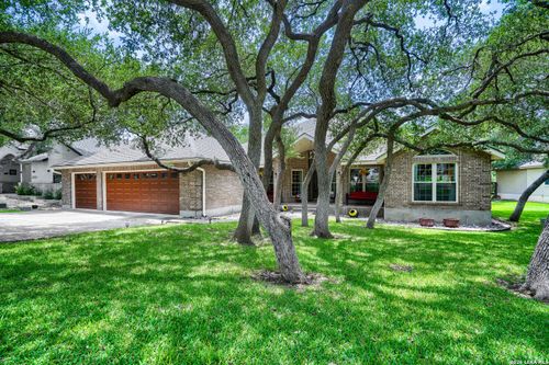26331 White Eagle Dr, San Antonio, TX, 78260-6438 | Card Image
