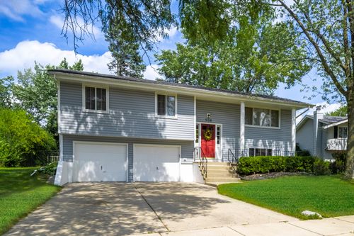 908 Jeffery Ct, Schaumburg, IL, 60193-1332 | Card Image