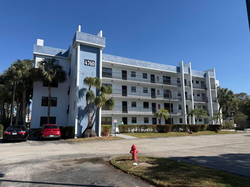 206-4760 Lucerne Lakes Blvd, Lake Worth, FL, 33467 | Card Image