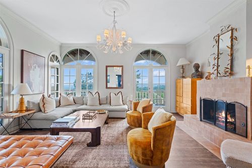 6203 Ledge Mountain Dr, Austin, TX, 78731-3716 | Card Image