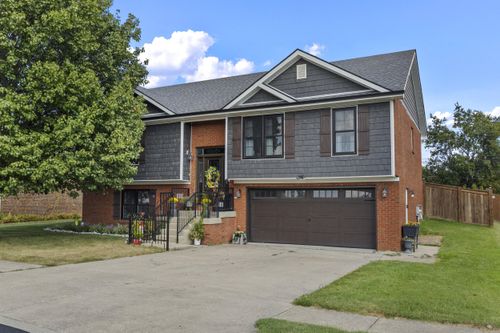 425 Tobiano Dr, Richmond, KY, 40475 | Card Image