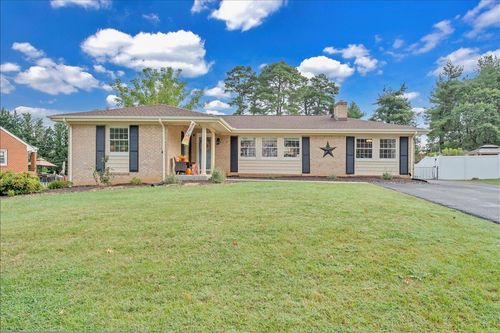 5019 Craun Ln, Roanoke, VA, 24019-2701 | Card Image