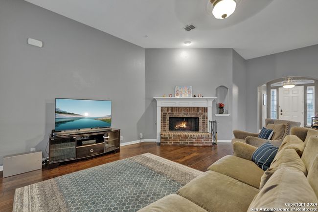 8511 Magdalena Run, House other with 3 bedrooms, 2 bathrooms and null parking in Helotes TX | Image 11