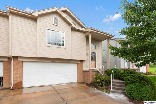 15028 Tibbles St, Omaha, NE, 68116-8400 | Card Image