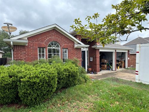 3739 Norman Loop, Round Rock, TX, 78664-3919 | Card Image