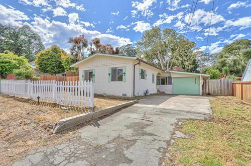 643 Taylor St, Monterey, CA, 93940-2037 | Card Image