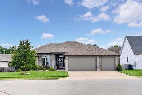 926 E Downshire Dr, Nixa, MO, 65714-6605 | Card Image