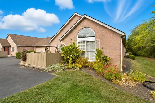 6-1962 Farmbrook Cir N, Grove City, OH, 43123-9492 | Card Image