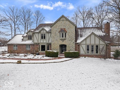 3966 S Heritage Ct, New Palestine, IN, 46163-9556 | Card Image