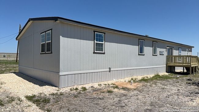438 County Road 679, House other with 4 bedrooms, 2 bathrooms and null parking in Natalia TX | Image 36