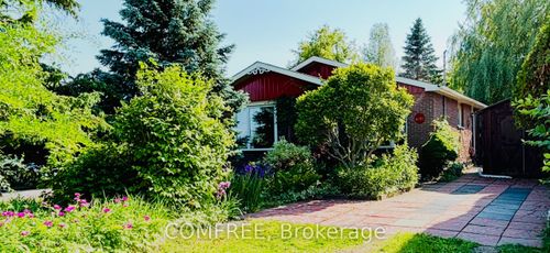 8770 Bank St, Vernon, ON, K0A3J0 | Card Image